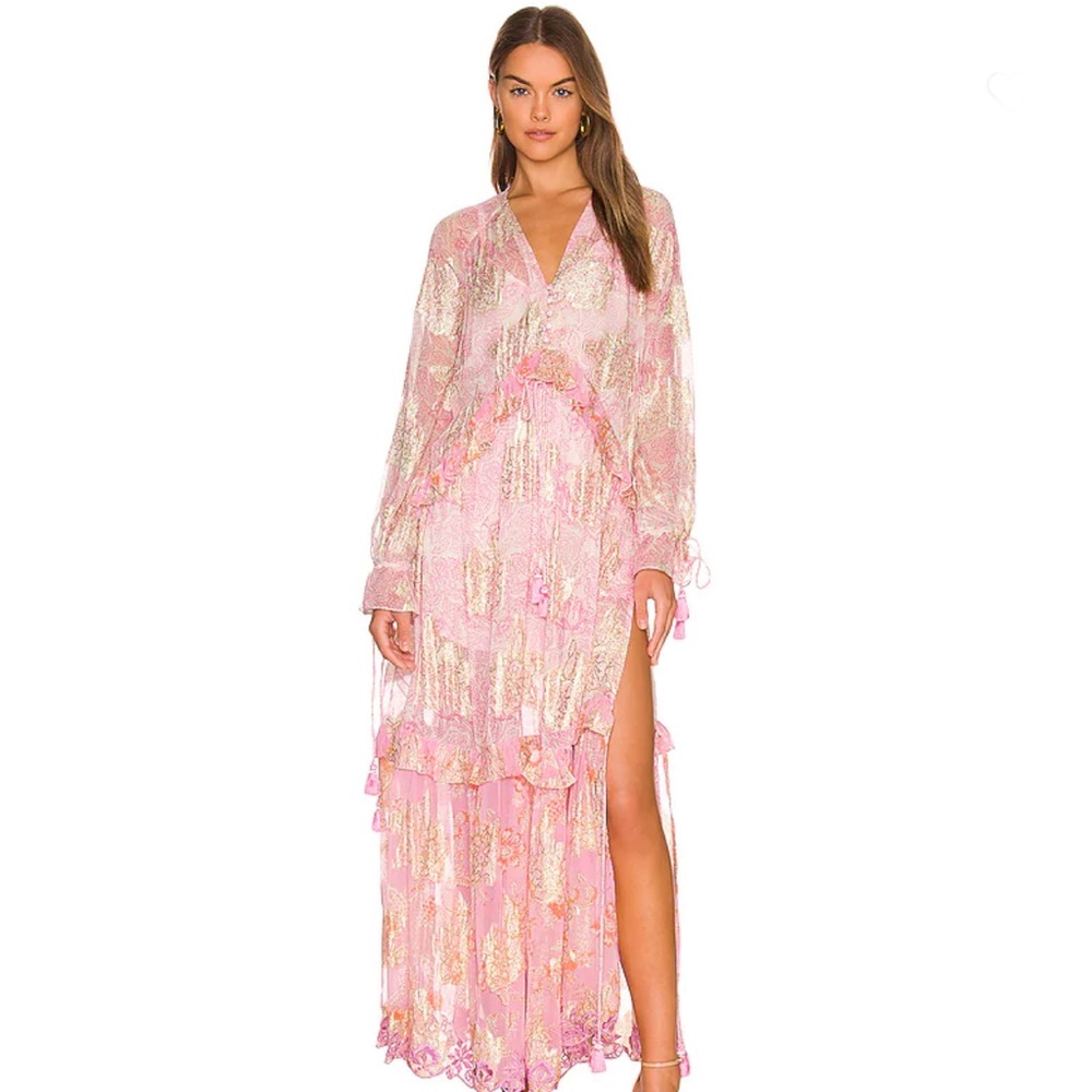 Kaftan in Pink
HEMANT AND NANDITA
